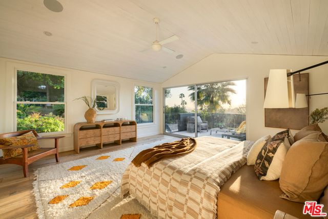 2206 Micheltorena Street, Los Angeles, CA 90039