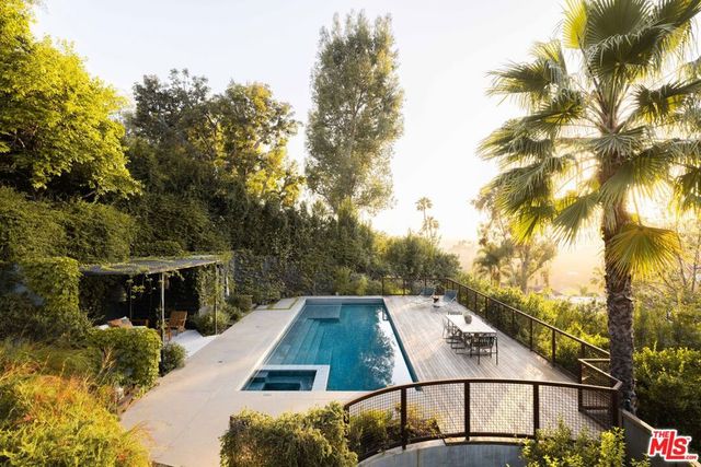 2206 Micheltorena Street, Los Angeles, CA 90039