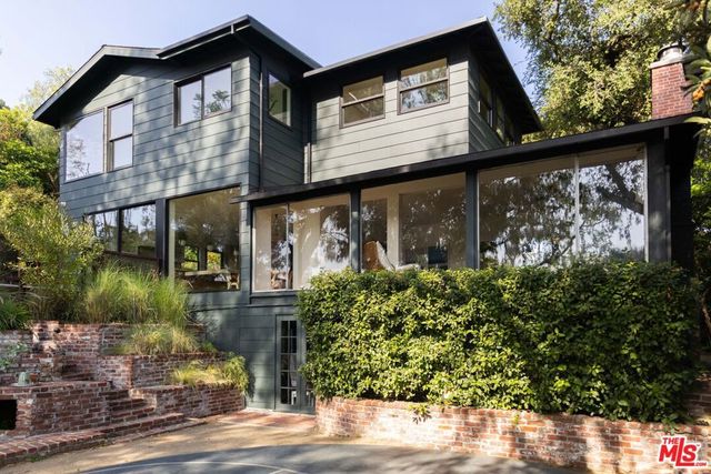 2206 Micheltorena Street, Los Angeles, CA 90039