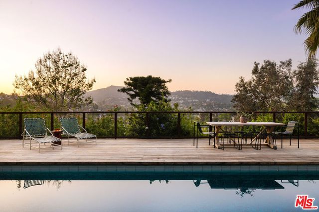 2206 Micheltorena Street, Los Angeles, CA 90039