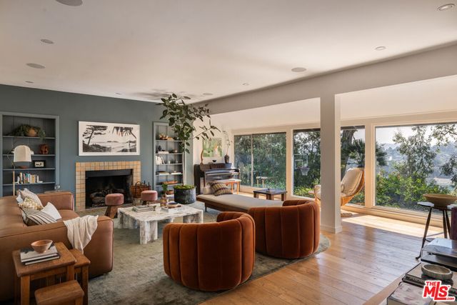 2206 Micheltorena Street, Los Angeles, CA 90039