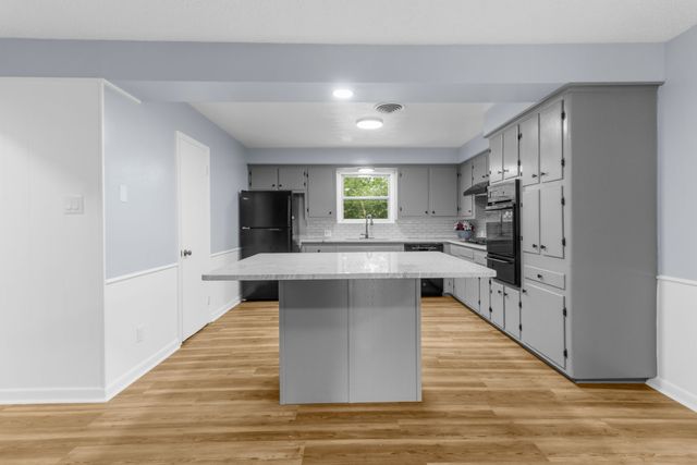 1818 W Belden Street, Sherman, TX 75092