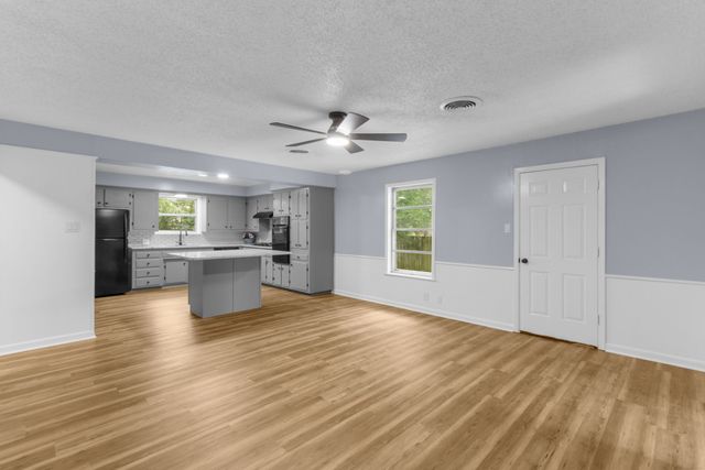 1818 W Belden Street, Sherman, TX 75092