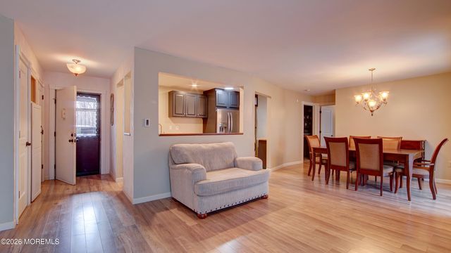 167 Amberly Drive C, Manalapan, NJ 07726