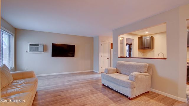 167 Amberly Drive C, Manalapan, NJ 07726