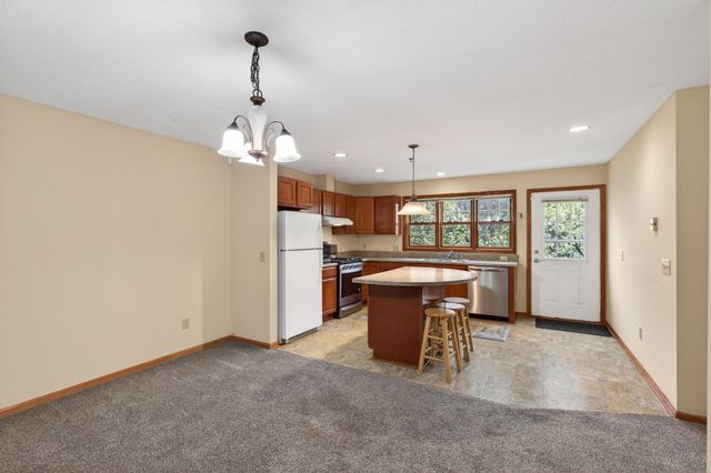 2407 16th Avenue S, Minneapolis, MN 55404
