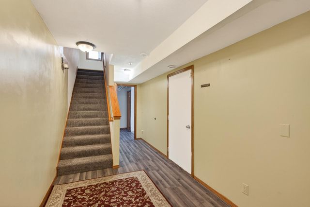 2407 16th Avenue S, Minneapolis, MN 55404