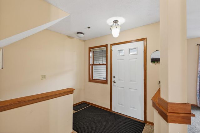 2407 16th Avenue S, Minneapolis, MN 55404