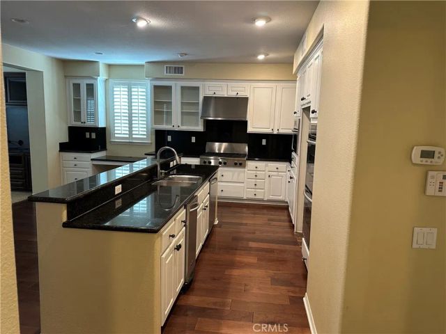 45486 Olive Court, Temecula, CA 92592