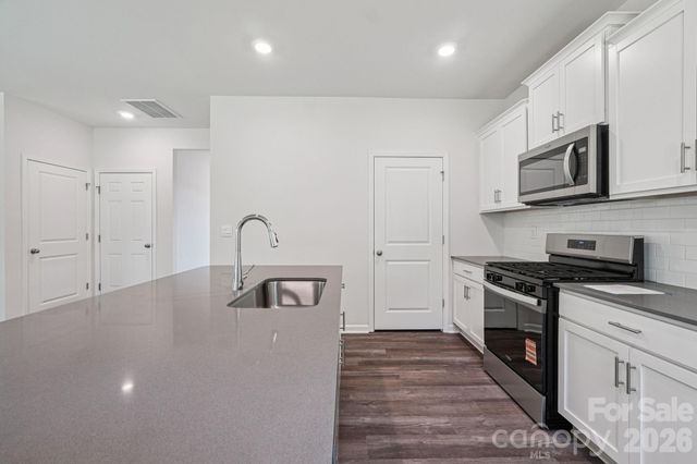 126 Ridgehaven Drive, Waynesville, NC 28786