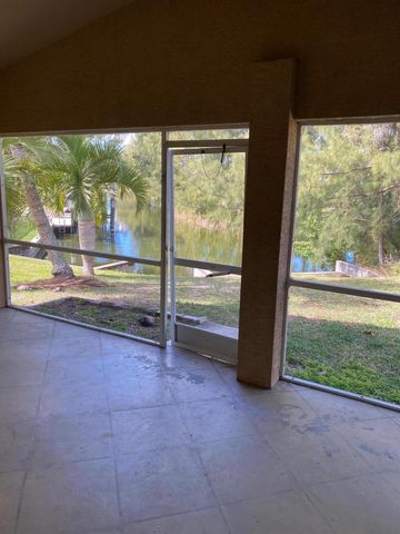 2902 SW 17th Avenue, Cape Coral, FL 33914