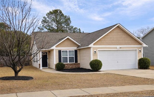 528 Bellgrove Drive, Hope Mills, NC 28348