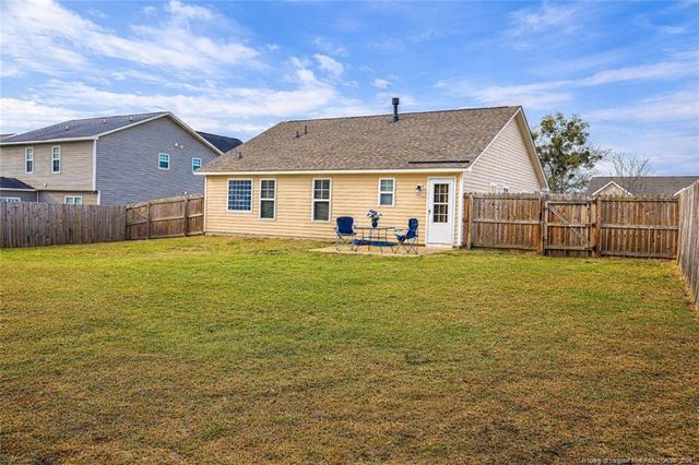 528 Bellgrove Drive, Hope Mills, NC 28348