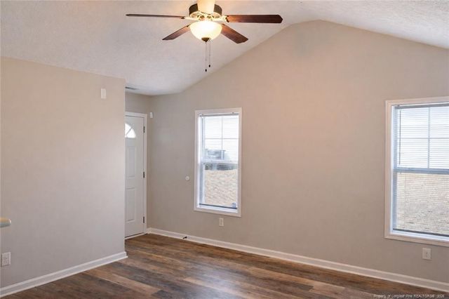 528 Bellgrove Drive, Hope Mills, NC 28348