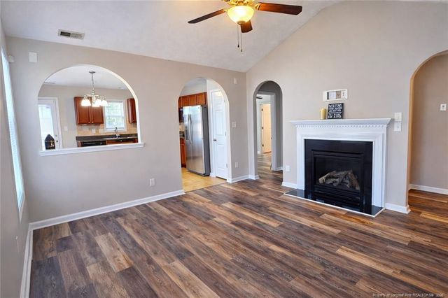 528 Bellgrove Drive, Hope Mills, NC 28348