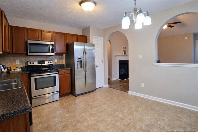 528 Bellgrove Drive, Hope Mills, NC 28348