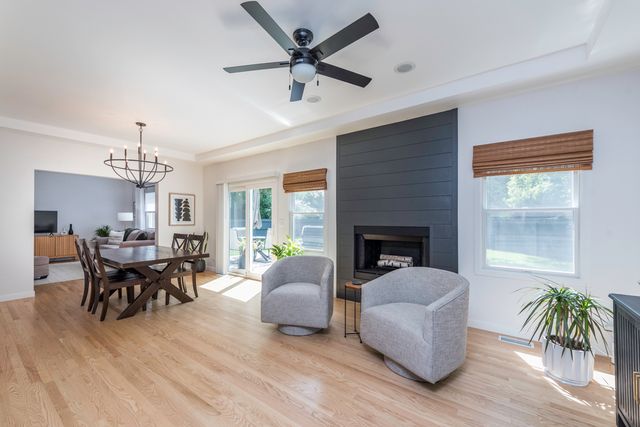 1206 Monroe Avenue, Winthrop Harbor, IL 60096