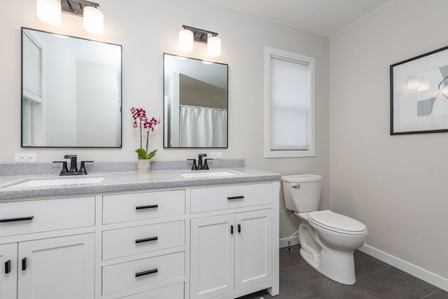 1206 Monroe Avenue, Winthrop Harbor, IL 60096