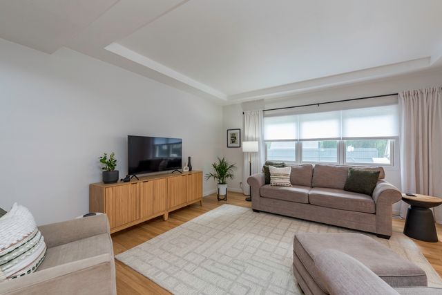 1206 Monroe Avenue, Winthrop Harbor, IL 60096