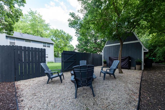 1206 Monroe Avenue, Winthrop Harbor, IL 60096