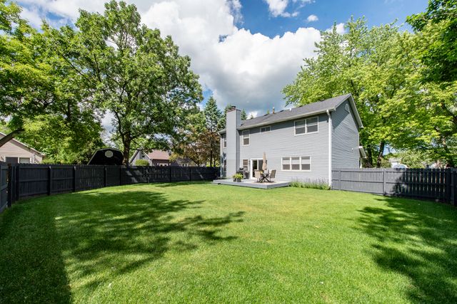 1206 Monroe Avenue, Winthrop Harbor, IL 60096
