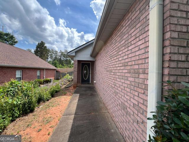3426 Salem Cove Trail SE, Conyers, GA 30013