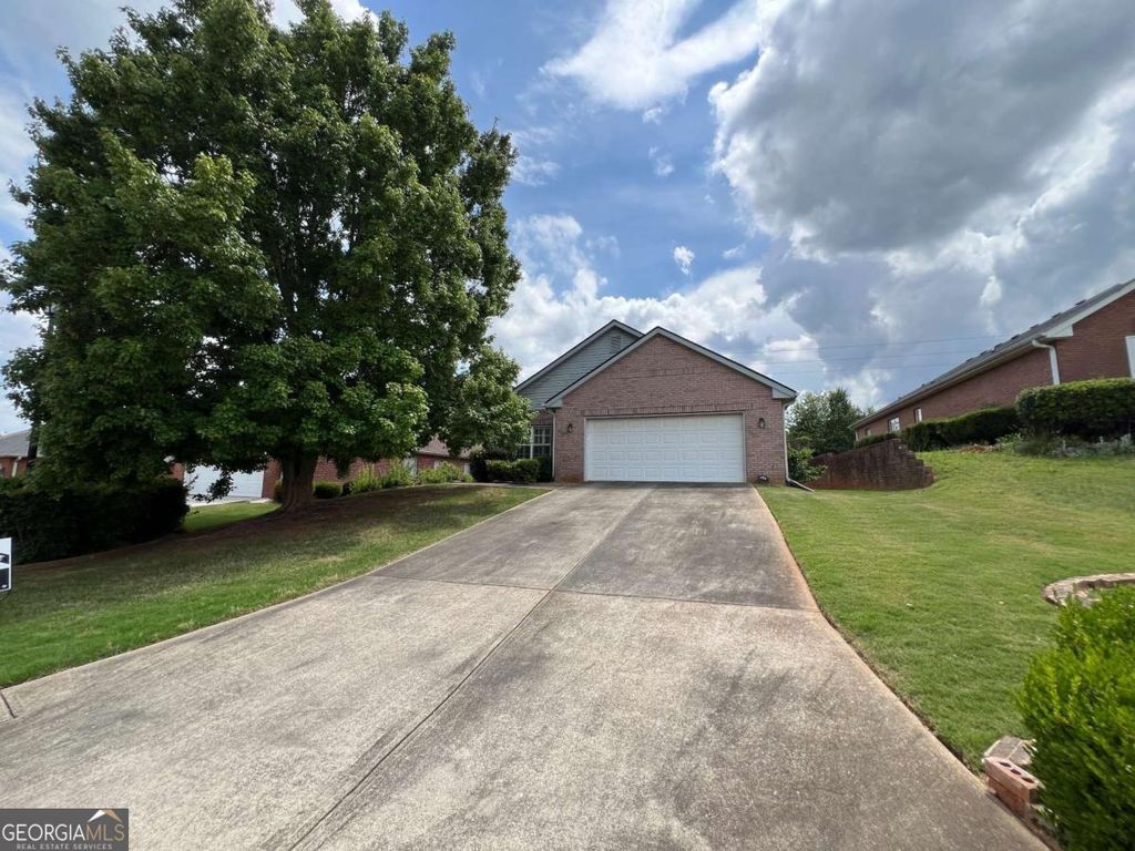 3426 Salem Cove Trail SE, Conyers, GA 30013