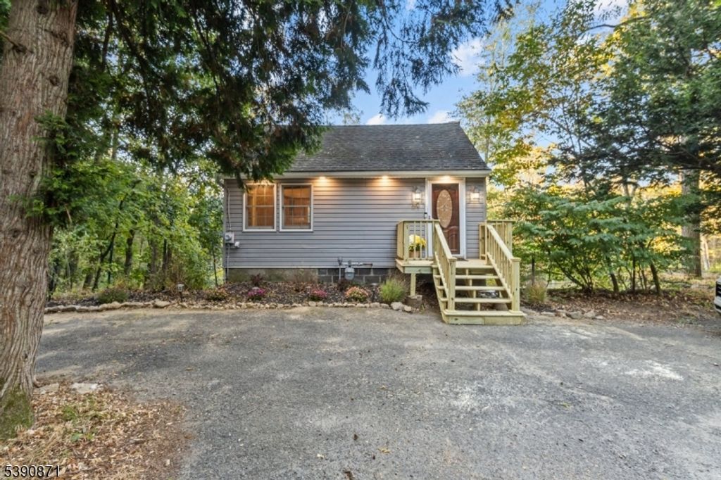 69 Kitchell Rd, Denville Twp., NJ 07834