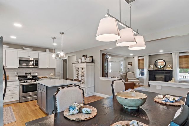 670 Bay St, Fall River, MA 02724