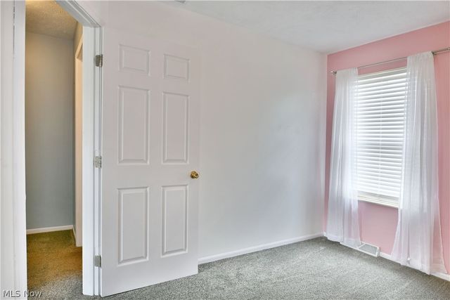 3164 Deer Trail B, Cortland, OH 44410