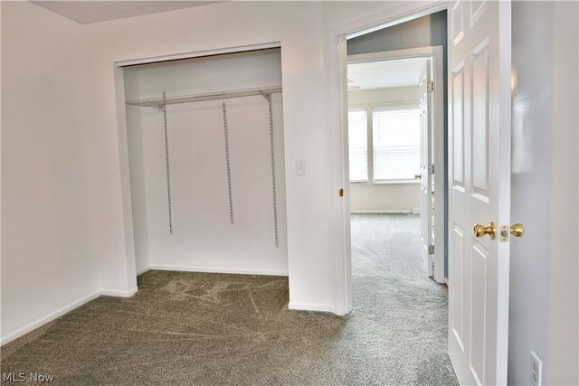 3164 Deer Trail B, Cortland, OH 44410