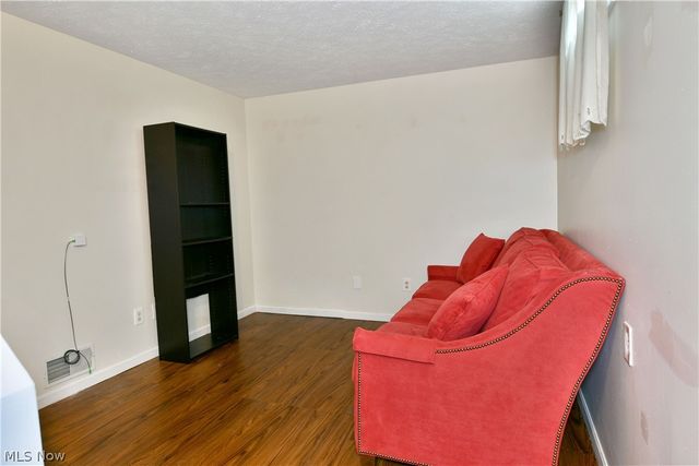 3164 Deer Trail B, Cortland, OH 44410