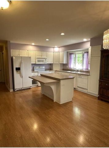 8651 Fieldstone COURT, Burlington, WI 53105