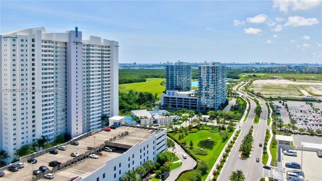 15051 Royal Oaks Lane 503, North Miami, FL 33181