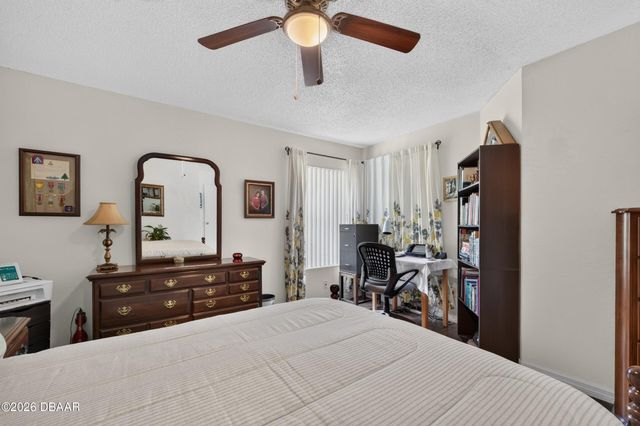 228 Palm Sparrow Court, Daytona Beach, FL 32119