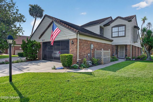 228 Palm Sparrow Court, Daytona Beach, FL 32119