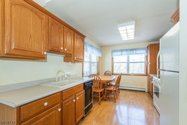 17 Valley View Rd, Vernon Twp., NJ 07462