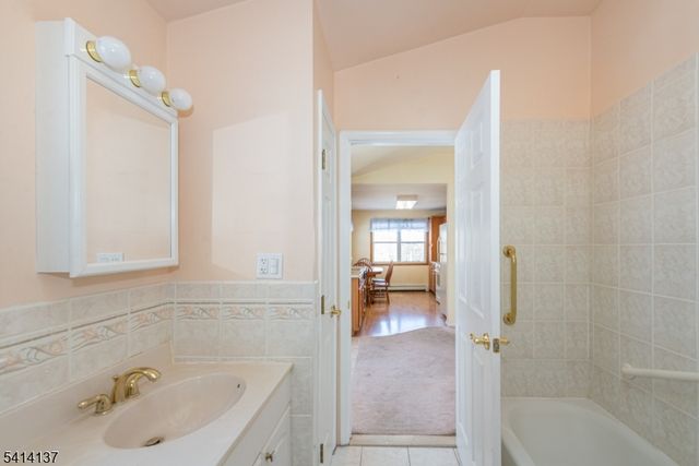 17 Valley View Rd, Vernon Twp., NJ 07462