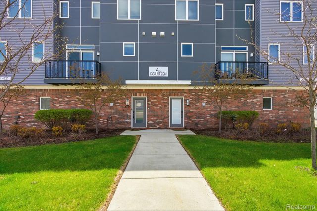 4221 W 14 Mile Road, Royal Oak, MI 48073