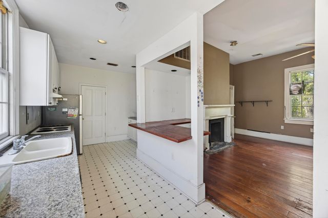 69 Washington Street, Charleston, SC 29403