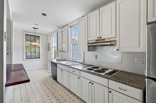 69 Washington Street, Charleston, SC 29403