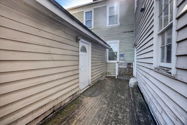 69 Washington Street, Charleston, SC 29403