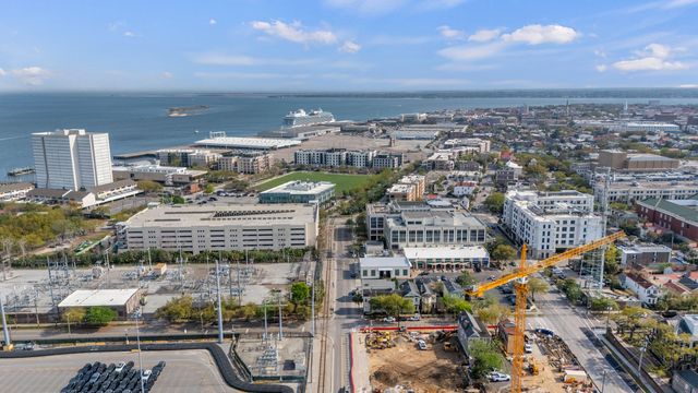 69 Washington Street, Charleston, SC 29403