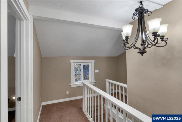 515 Norway St, Silverton, OR 97381