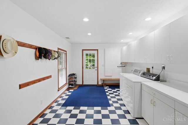 6046 Gaines Road, Green Twp, OH 45247