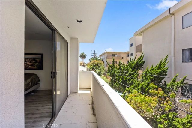1935 Malcolm Avenue 201, Los Angeles, CA 90025