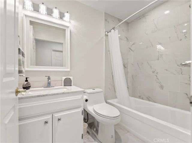 1935 Malcolm Avenue 201, Los Angeles, CA 90025