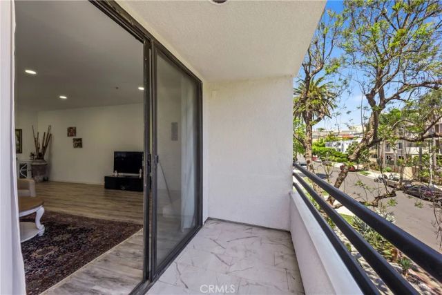 1935 Malcolm Avenue 201, Los Angeles, CA 90025