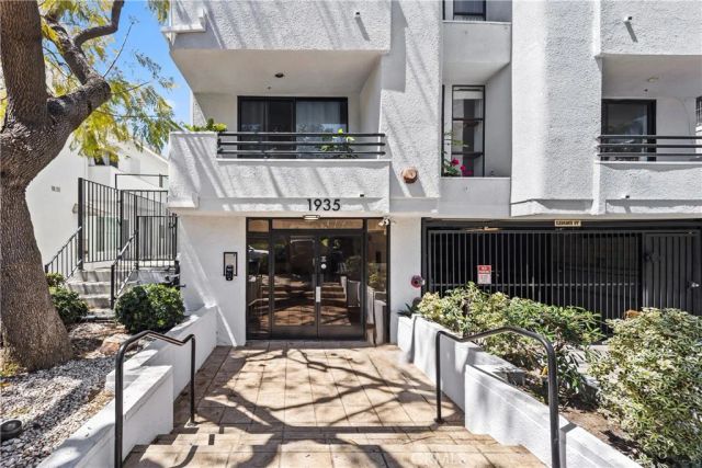 1935 Malcolm Avenue 201, Los Angeles, CA 90025