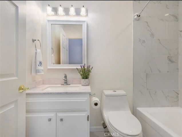 1935 Malcolm Avenue 201, Los Angeles, CA 90025